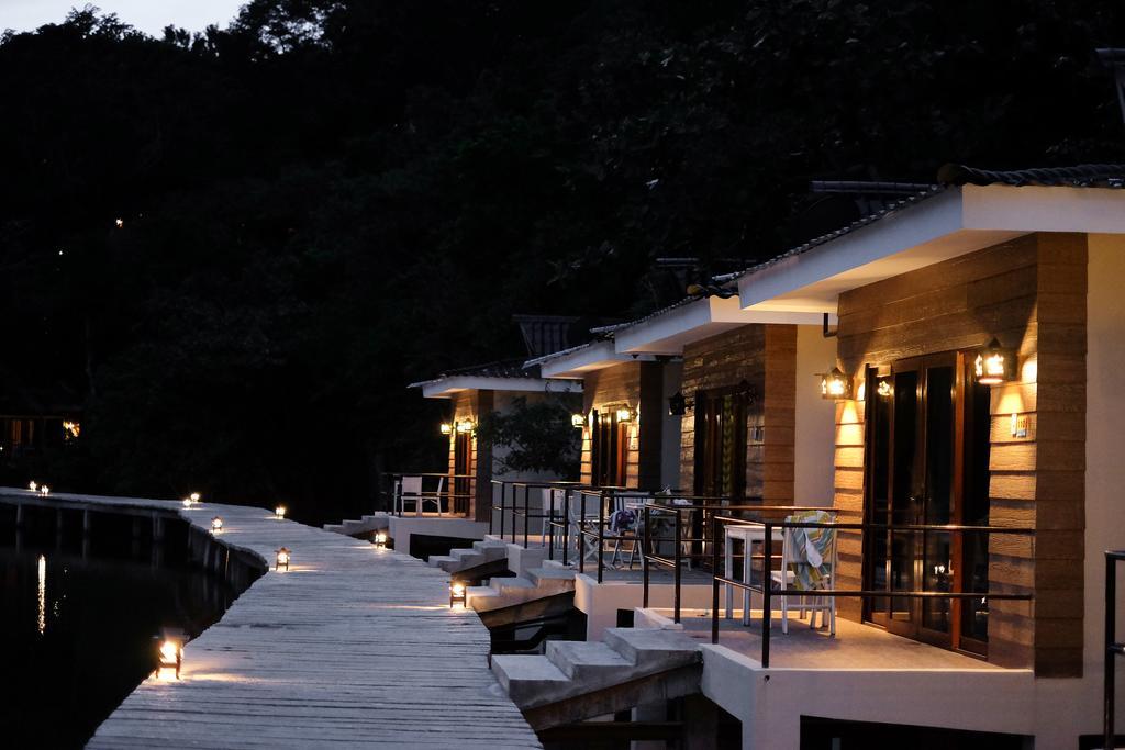 Tugawe Cove Resort Colongcocon Kültér fotó
