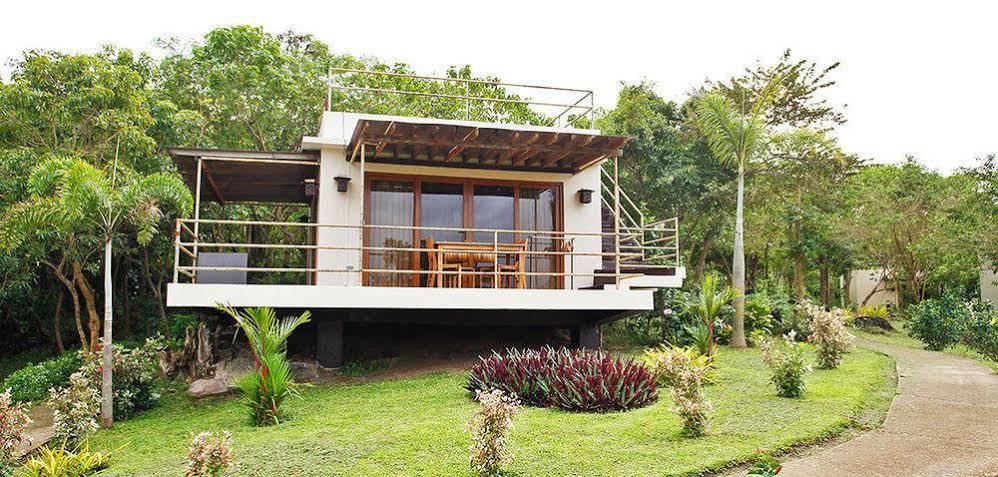 Tugawe Cove Resort Colongcocon Kültér fotó