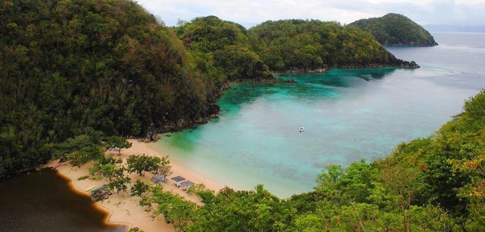 Tugawe Cove Resort Colongcocon Kültér fotó