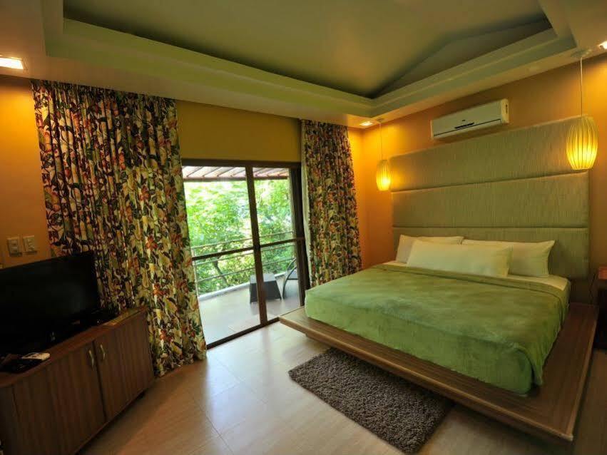 Tugawe Cove Resort Colongcocon Kültér fotó